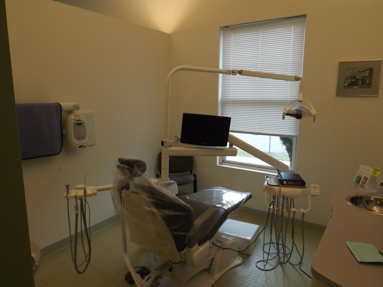 More Photos Of 1310 S Main St, Ann Arbor Medical For Sale