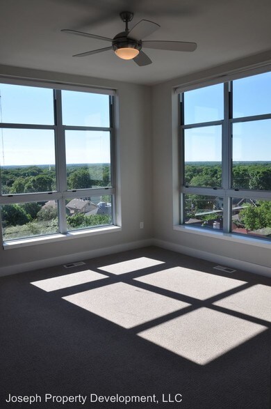 More Photos Of 4175 N Oakland Ave, Shorewood Multifamily For Sale
