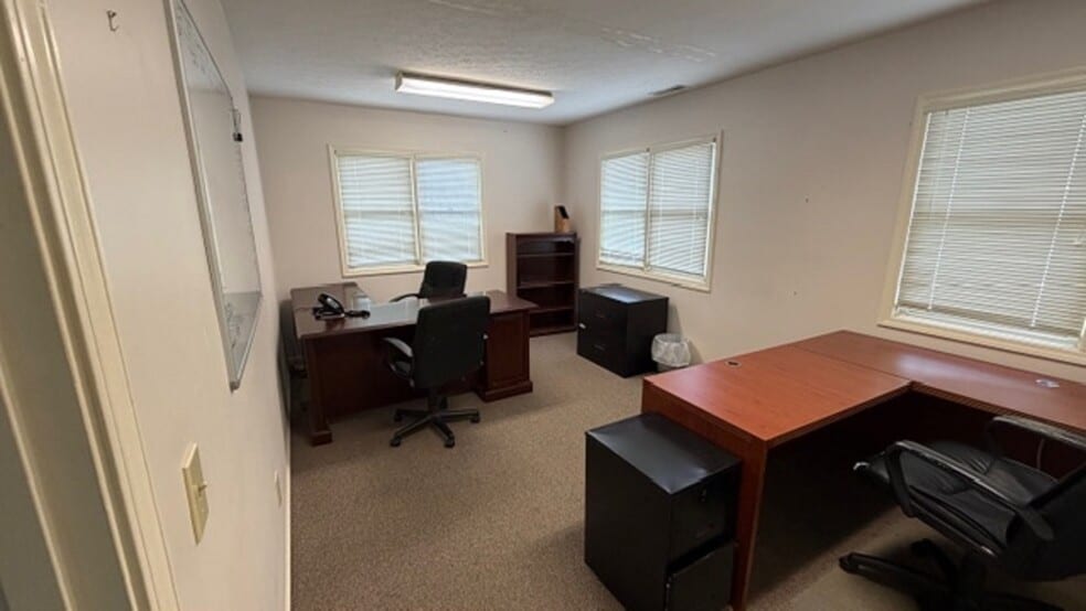 More Photos Of 4922 A Randall Pky, Wilmington Office For Lease