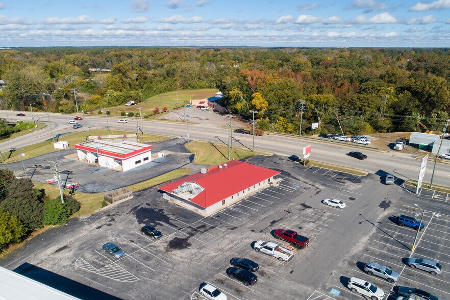 More Photos Of 1320 Clinton Rd, Fayetteville Restaurant For Lease