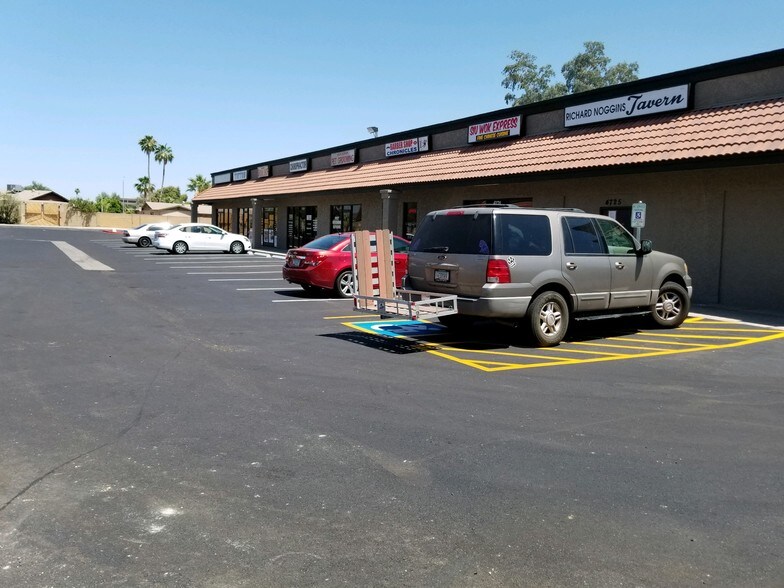 Primary Photo Of 4703 W Olive Ave, Glendale Storefront Retail Office For Lease