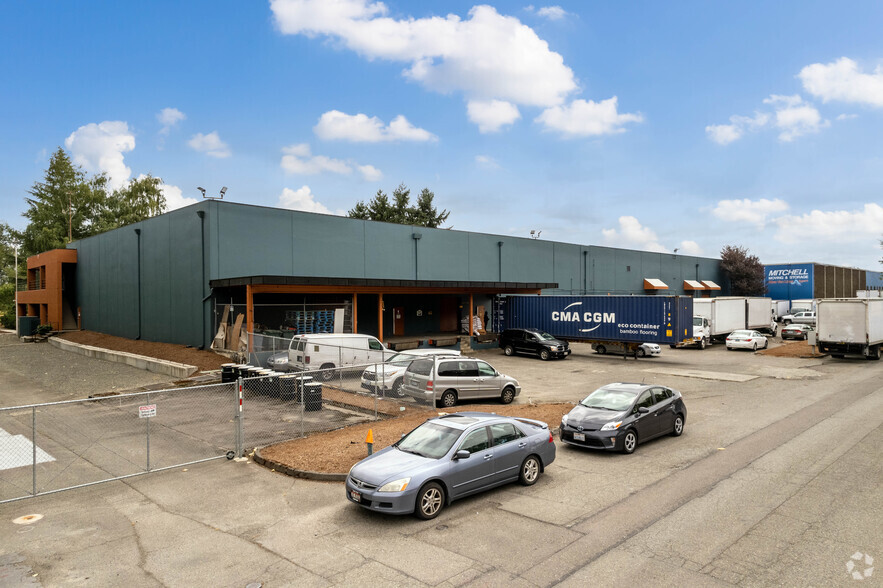 Primary Photo Of 18700 Southcenter Pky, Tukwila Warehouse For Lease