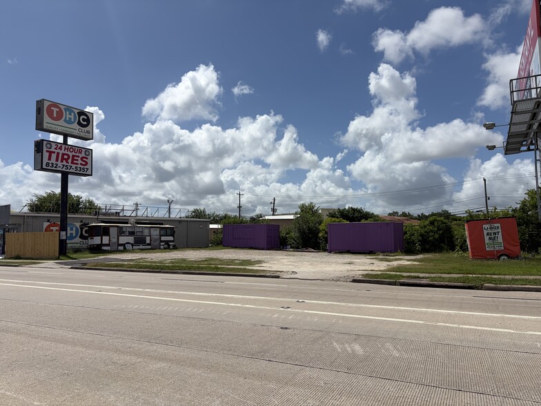 More Photos Of 1415-1419 S Loop Fwy W, Houston Storefront Retail Office For Sale