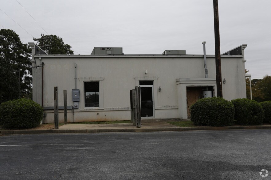More Photos Of 98 Southport Rd, Spartanburg Restaurant For Lease