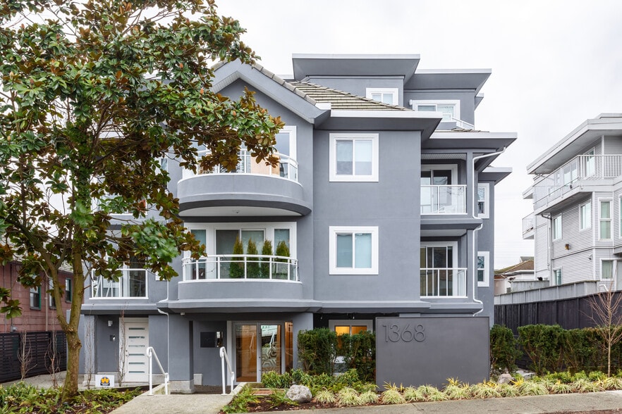 Primary Photo Of 1368 8th Ave E, Vancouver Apartments For Sale