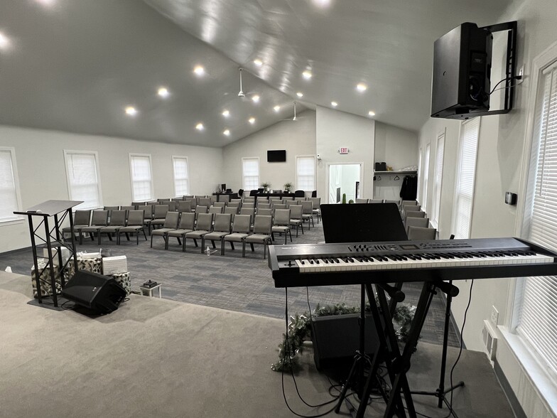 More Photos Of 18923 McCormick St, Detroit Religious Facility For Sale