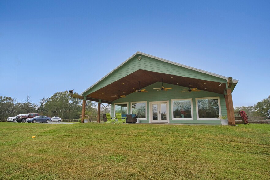 More Photos Of 3559 FM 521 Rd, Brazoria Specialty For Sale