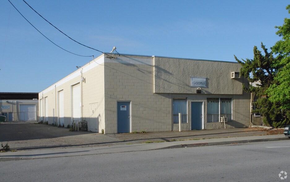 Primary Photo Of 152 Kennedy Ave, Campbell Warehouse For Lease
