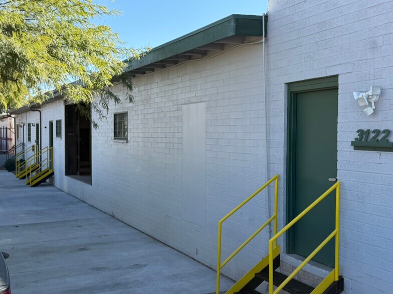 More Photos Of 3122-3144 E Columbia St, Tucson Research And Development For Sale