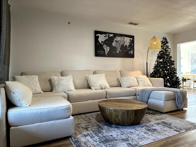 More Photos Of 600 Harbor Blvd, West Sacramento Warehouse For Sale