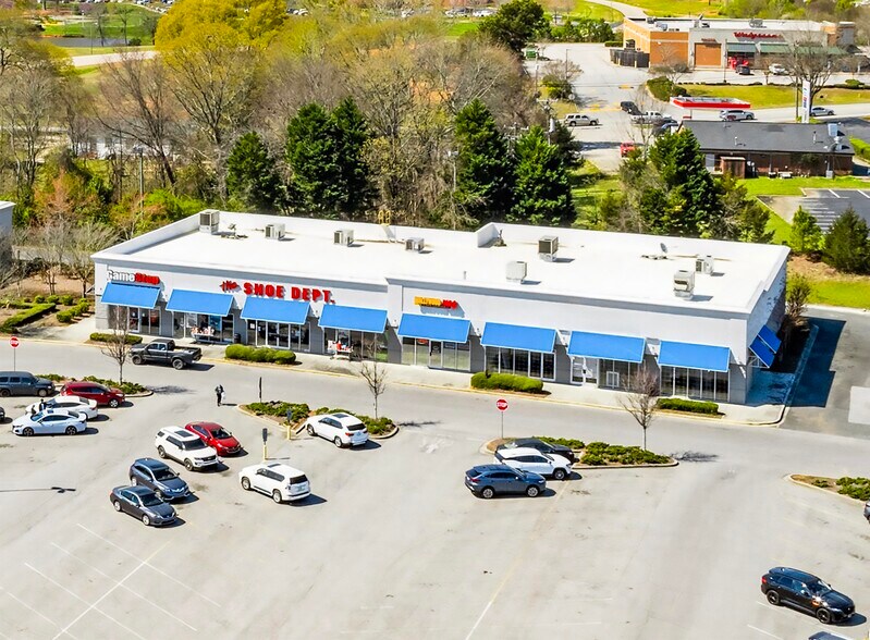 More Photos Of 805 Lancaster Bypass W, Lancaster Unknown For Lease