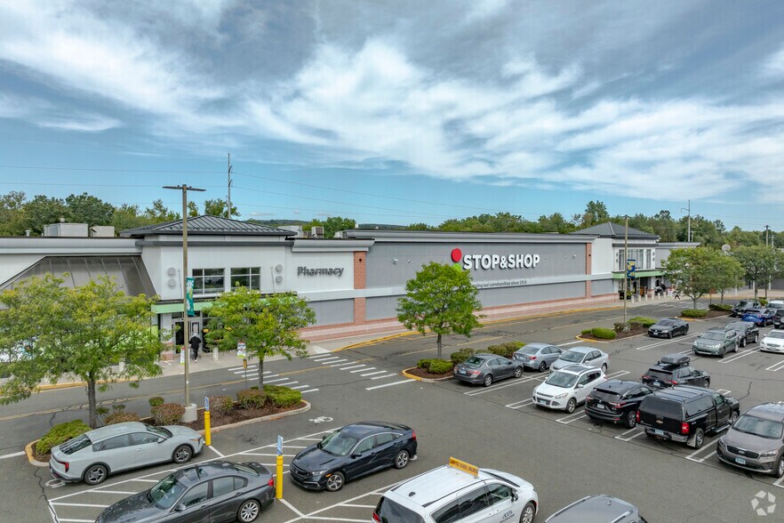 Primary Photo Of 55-91 Washington Ave, North Haven Freestanding For Lease