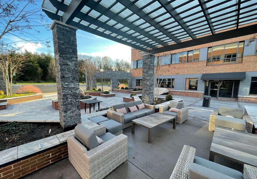 More Photos Of 10530-10550 Linden Lake Plz, Manassas Medical For Lease