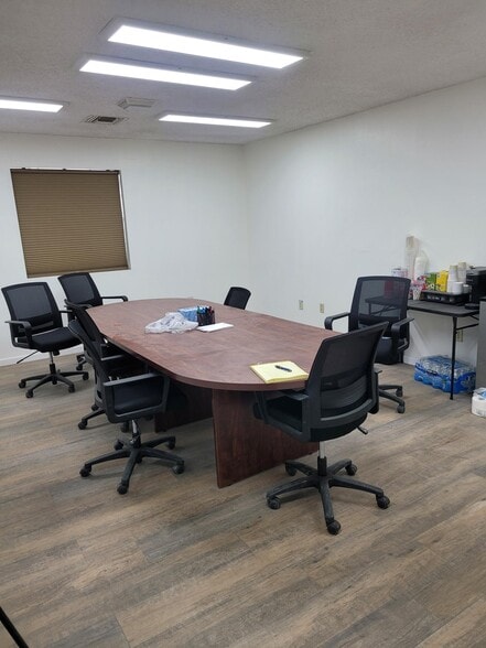 More Photos Of 2775 Betty Ln, Las Vegas Service For Lease