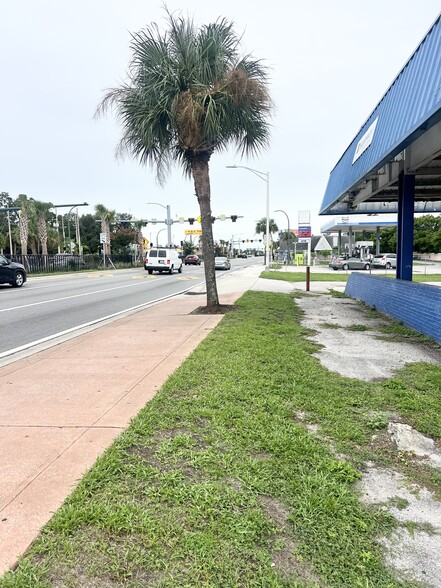 Primary Photo Of 4200 S Orange Blossom Trl, Orlando Storefront Retail Office For Sale