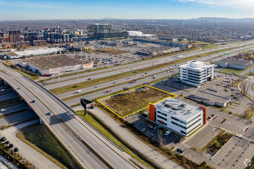 Primary Photo Of Pl Louis-R.-Renaud, Laval Office For Lease