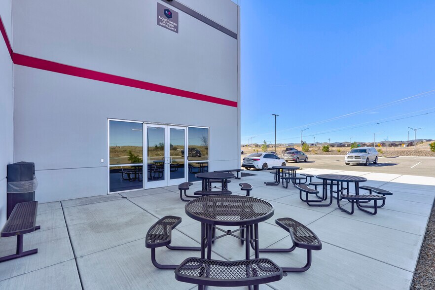 More Photos Of 2620 Deep Well Ranch Rd, Prescott Light Distribution For Lease