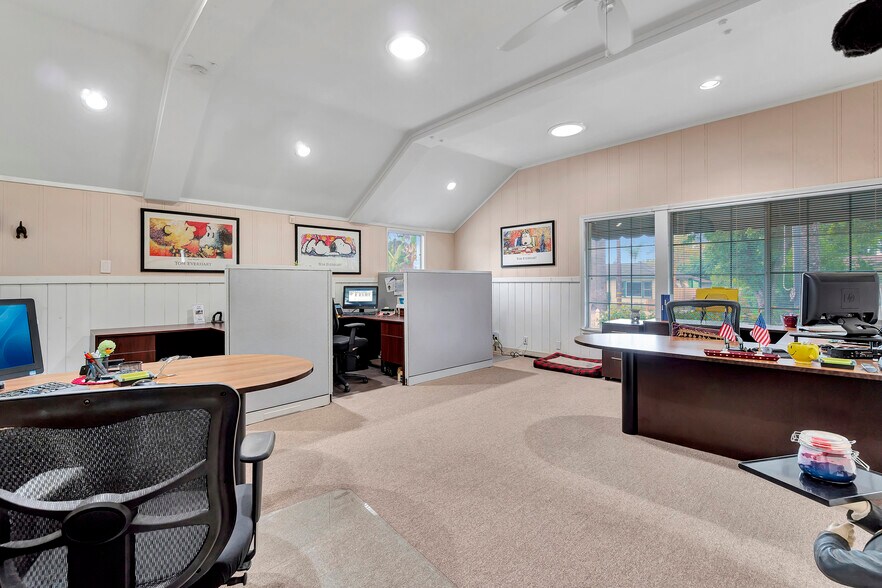 More Photos Of 209 E I St, Ontario Office Residential For Sale