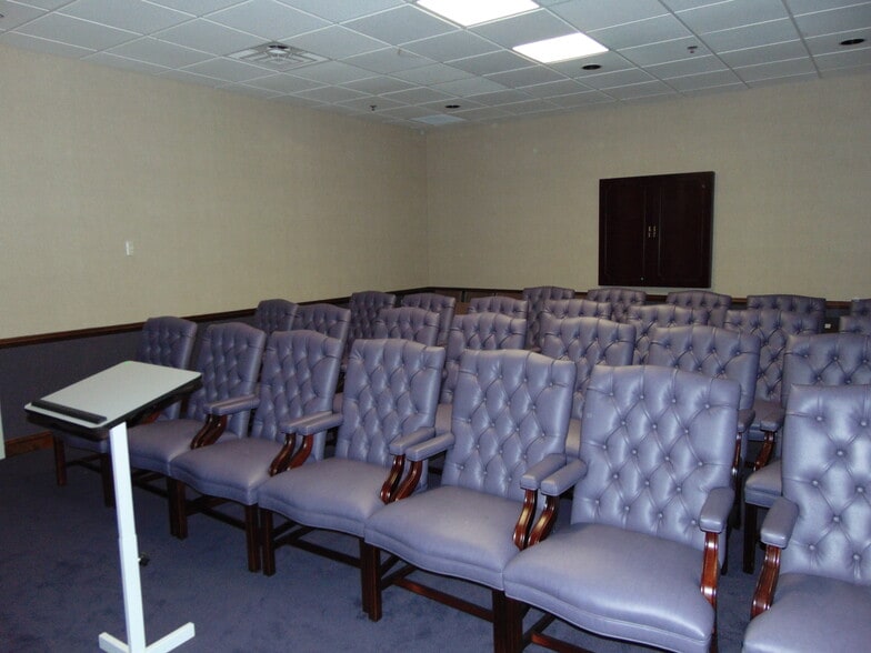More Photos Of 1170 N Hairston Rd, Stone Mountain Religious Facility For Sale