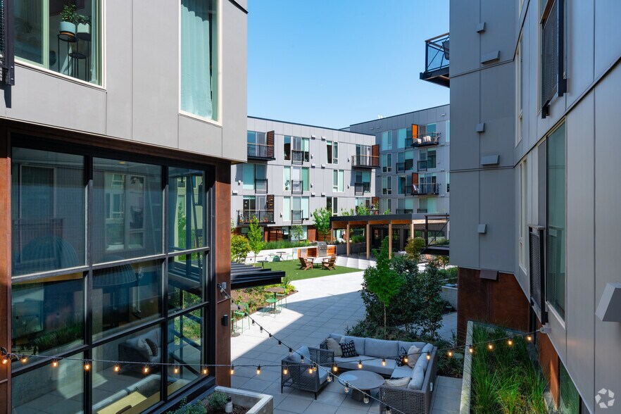 More Photos Of 4720 Rainier Ave S, Seattle Apartments For Lease