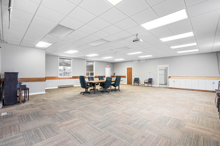 More Photos Of 1702 Beckwith 9th Line, Carleton Place Office For Sale