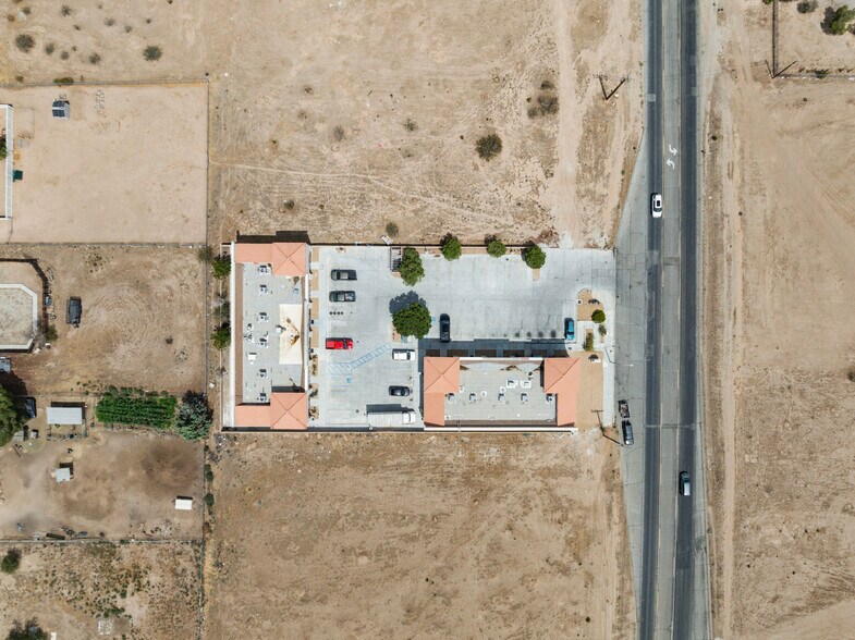 More Photos Of 11146 Hesperia Rd, Hesperia Unknown For Lease