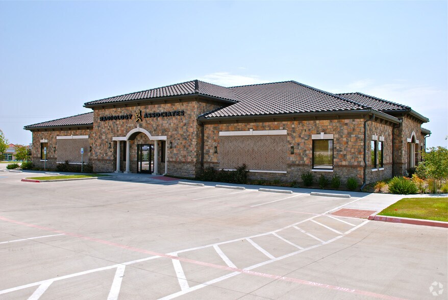 More Photos Of 1220 Paluxy Medical Cir, Granbury Medical For Sale