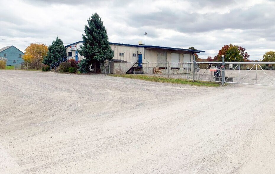 More Photos Of 281 Queenston Rd, Niagara On The Lake Warehouse For Sale
