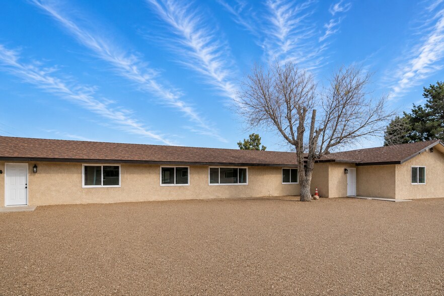 More Photos Of 16012-16020 Juniper St, Hesperia Assisted Living For Lease