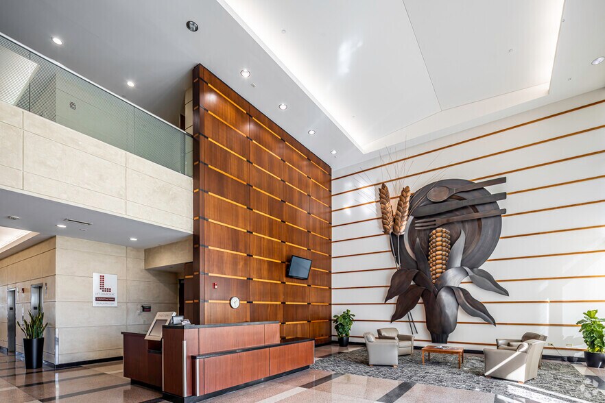 More Photos Of 12200 N Ambassador Dr, Kansas City Medical For Lease