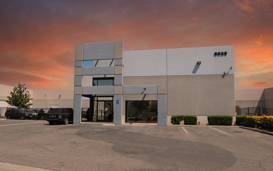More Photos Of 6638 Doolittle Ave, Riverside Warehouse For Sale