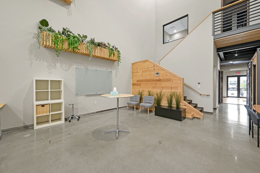 More Photos Of 1300 Rayford Park Rd, Spring Light Distribution For Sale