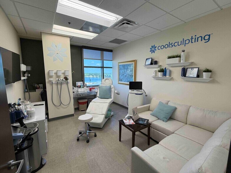 More Photos Of 801-811 N Orange Ave, Orlando Medical For Sale