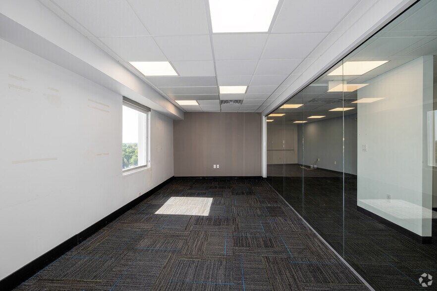 Photo of 9th Floor Ste 910