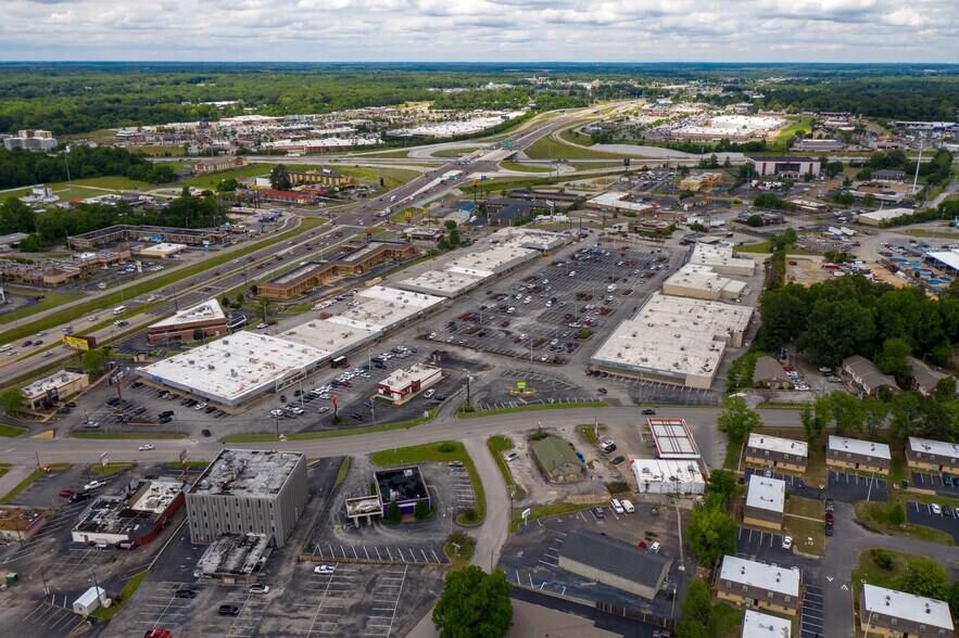 More Photos Of 581-621 Old Hickory Blvd, Jackson Unknown For Lease