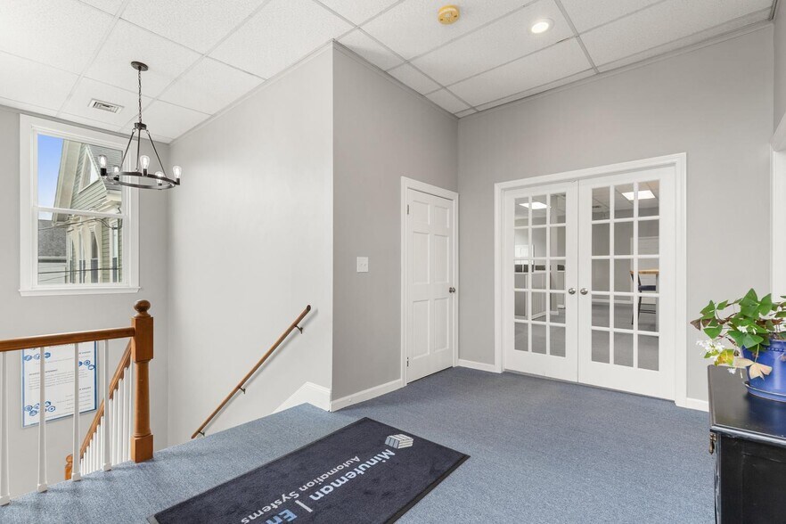 More Photos Of 7 Foster St, Wakefield Office For Sale
