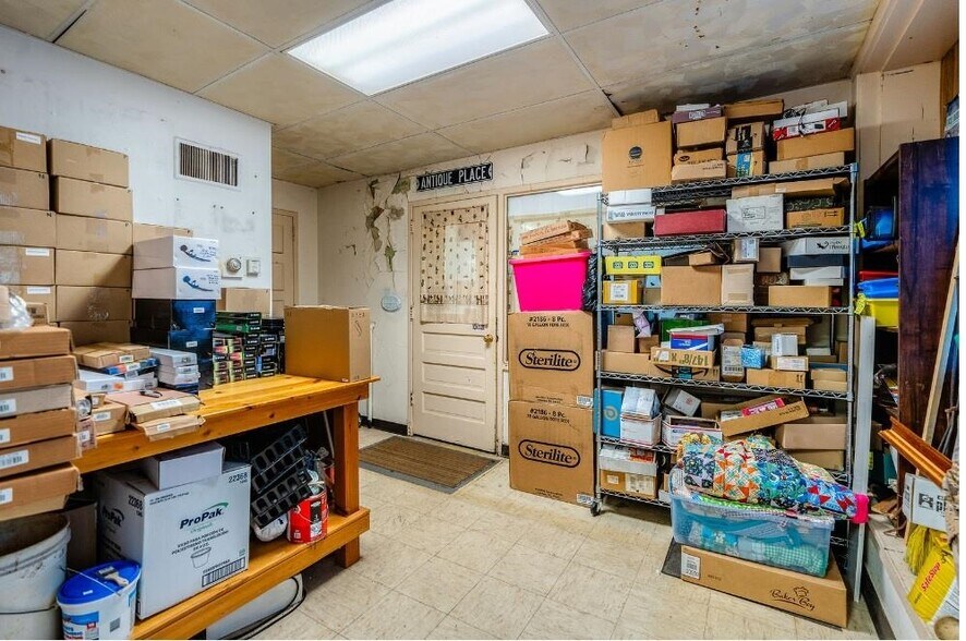 More Photos Of 604 E Wisconsin St, Sparta Industrial For Sale