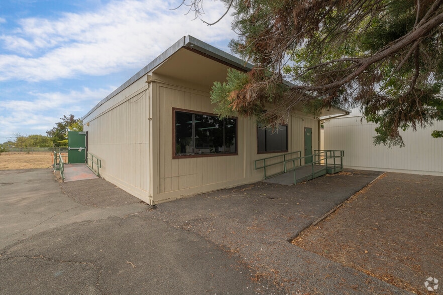 More Photos Of 1680 Los Carneros Ave, Napa Schools For Sale