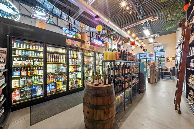 More Photos Of 7929 W Cermak Rd, North Riverside Storefront Retail Office For Lease