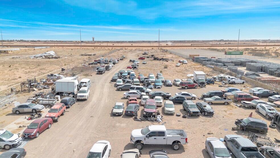 More Photos Of 14010 Montana Ave, El Paso Auto Salvage Facility For Sale