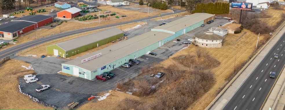 Primary Photo Of 6500 Chapmans Rd, Allentown Warehouse For Lease