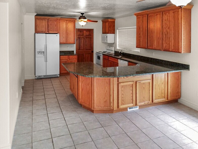 More Photos Of 154 N 100 W, American Fork Apartments For Sale