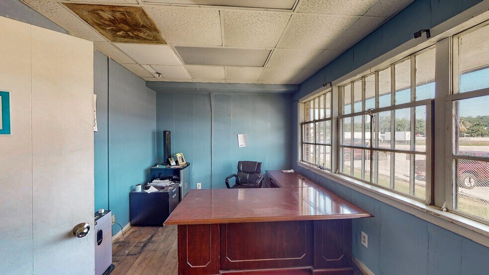 More Photos Of 1840 Gordon Hwy, Augusta Warehouse For Sale