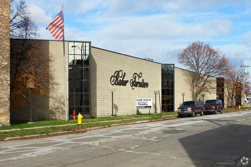 More Photos Of 1661 Monroe Ave NW, Grand Rapids Manufacturing For Sale