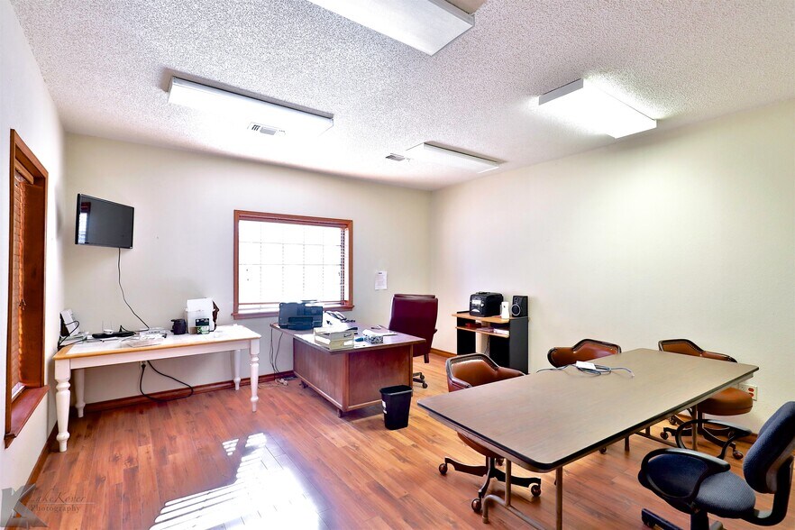 More Photos Of 3097 Brick Plant Rd, Snyder Manufacturing For Sale