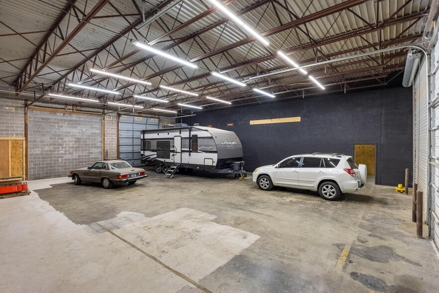 More Photos Of 355 Sequoia Rd NW, Cleveland Industrial For Lease