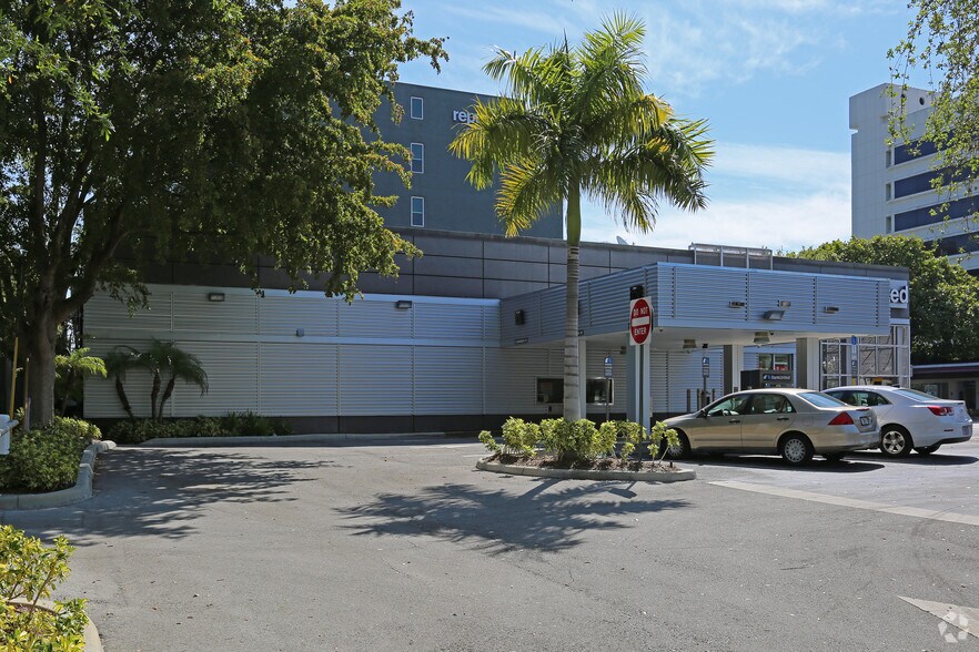 More Photos Of 2155 Coral Way, Miami Office For Lease