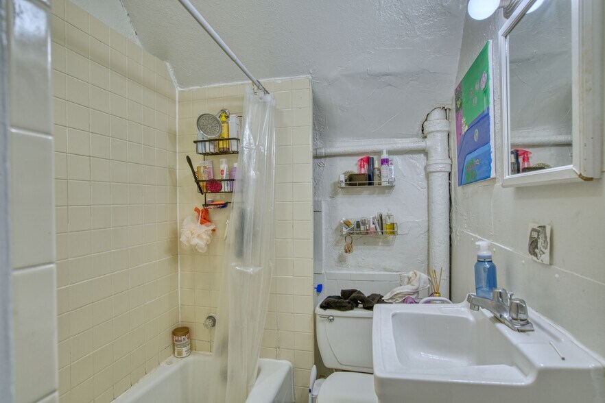 More Photos Of 1034 Spruce St, Boulder Apartments For Sale