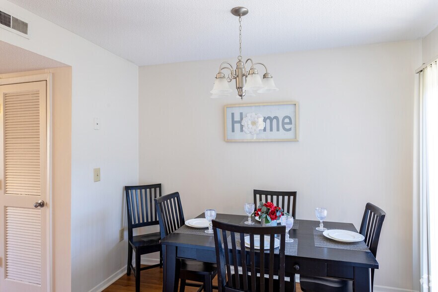 More Photos Of 1721 Ashley Hall Rd, Charleston Apartments For Sale
