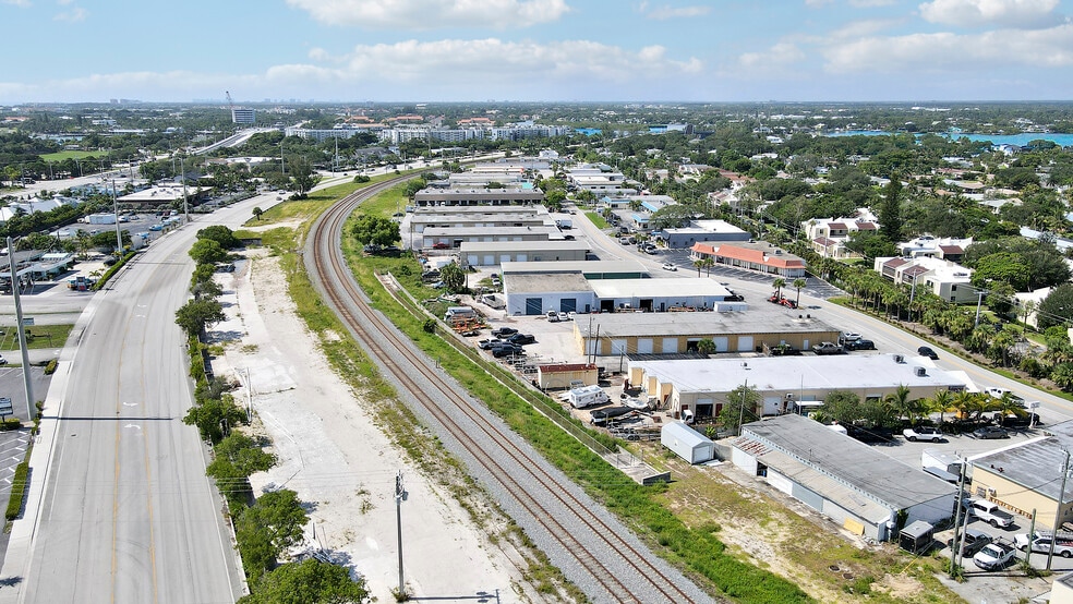 More Photos Of 1660 Cypress Dr, Jupiter Warehouse For Sale